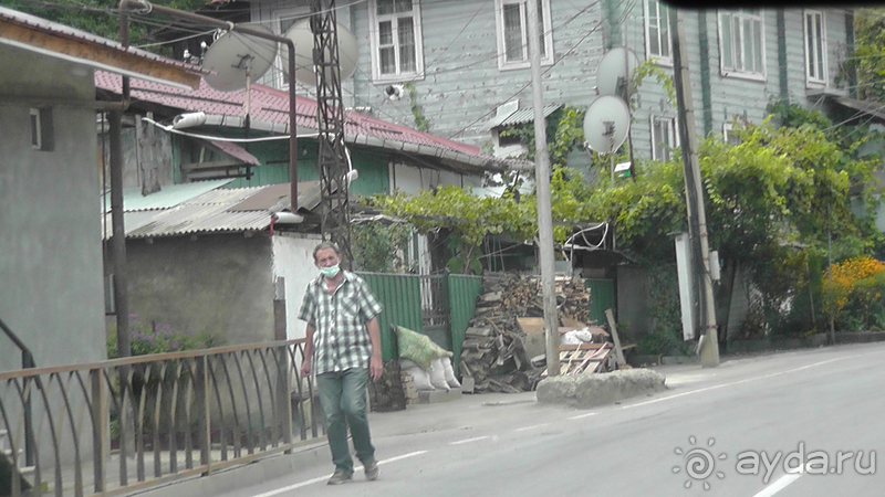 Грузия. Попала в Грузию в карантин и я попала… г.Ликани - город заборов.