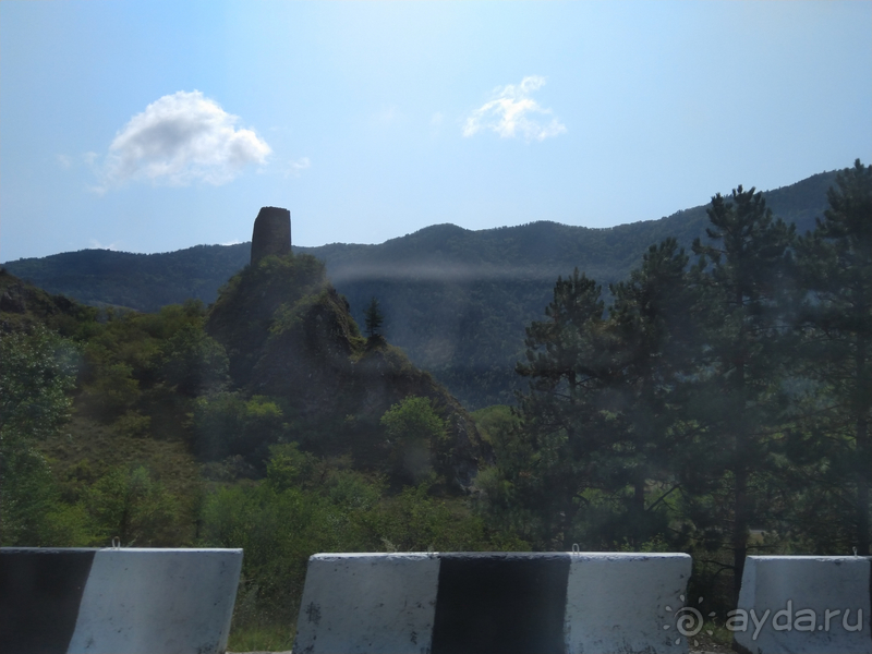 Грузия. Попала в Грузию в карантин и я попала… г.Ликани - город заборов.