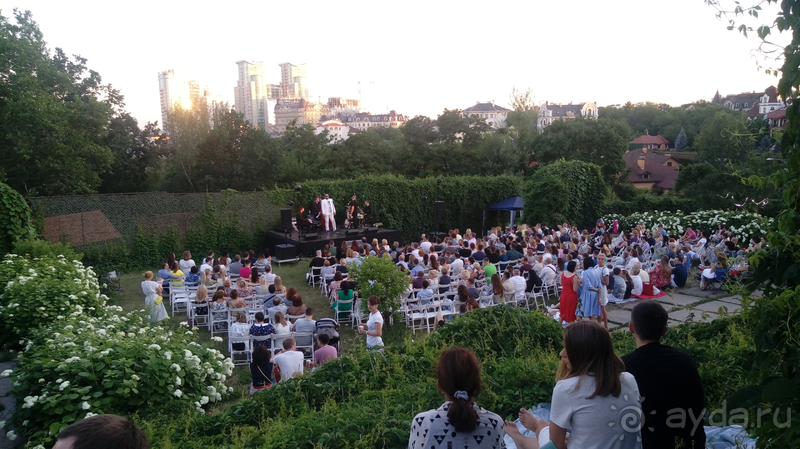  Ботанический сад, Киев. Весна-лето, осень-зима, а в середине Вечность! Лето.