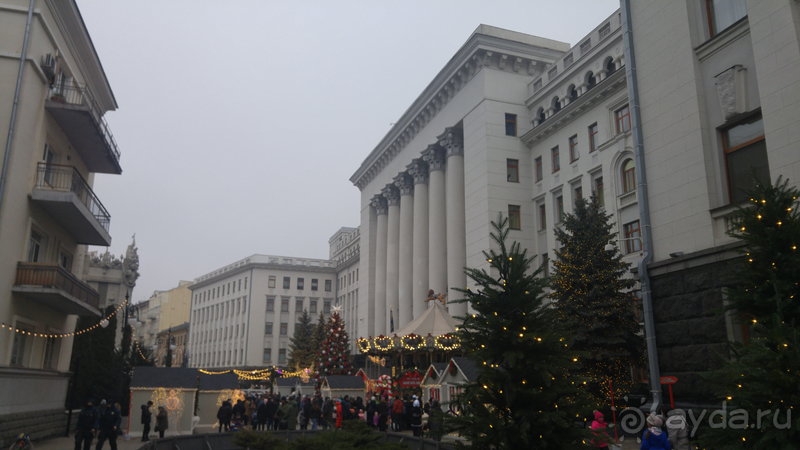 Киев - Мариинский парк, Михайловская и Софийская площади  - снежное царство 2017 года