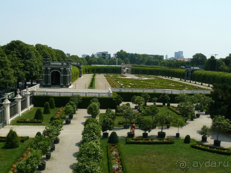 Альбом отзыва "Вена, дворец Шенбрунн – гнездо Габсбургов и «Орленка»."