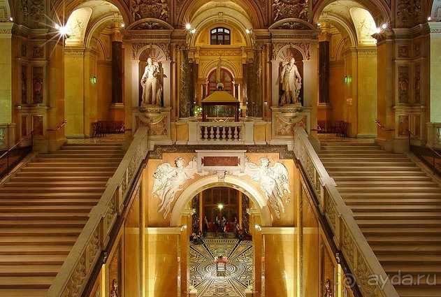 Вена, дворец Шенбрунн – гнездо Габсбургов и «Орленка».