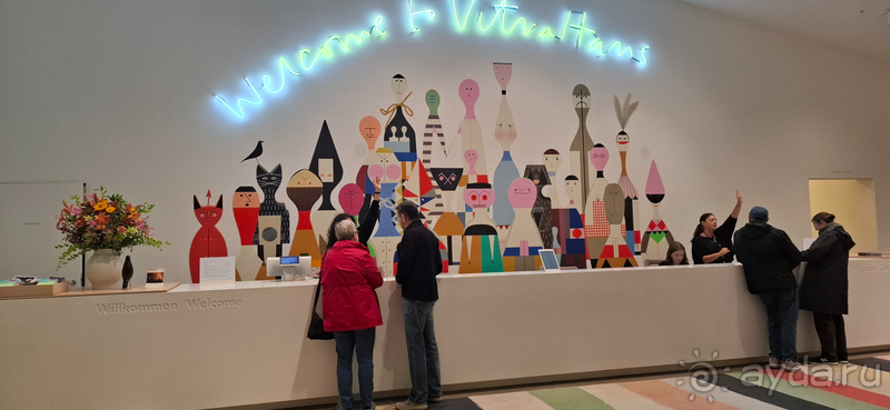 Альбом истории "Базель, Швейцария. Швейцарская выставка Vitra Campus в немецком городке."