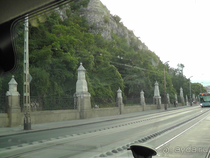 Будапешт. Это Венгрия!  Гора Геллерт и скальный храм паулинов.
