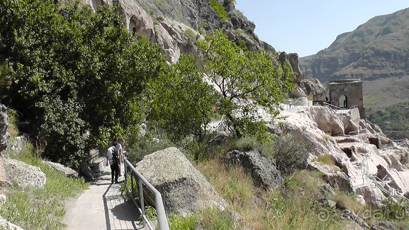 Грузия. Попала в Грузию в карантин и я попала… Пещерный город Вардзия.