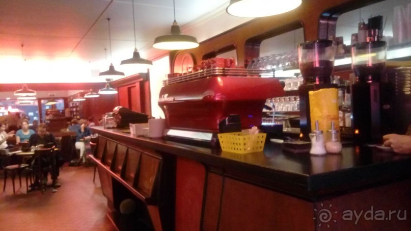 Бельгия, Нидерланды. «Гулять, так гулять!». Бытовые зарисовки.