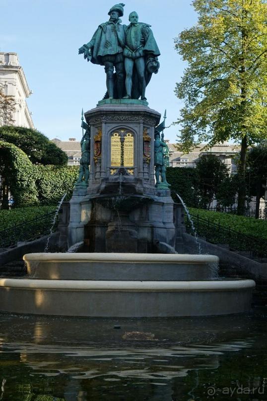 Брюссель, Бельгия. «Гулять, так гулять!». Еврогород с «чревом» - Верхний Город.