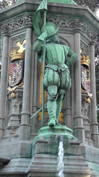 Брюссель, Бельгия. «Гулять, так гулять!». Еврогород с «чревом» - Верхний Город.