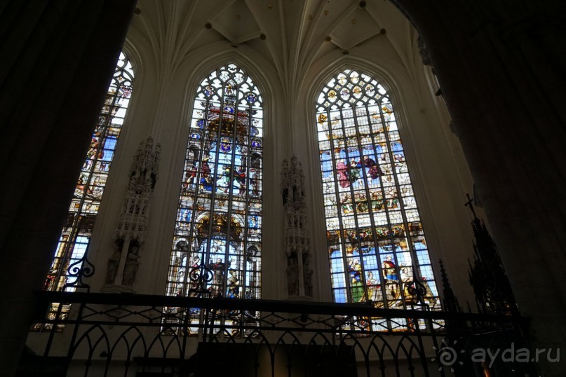 Альбом отзыва "Брюссель, Бельгия. «Гулять, так гулять!». Еврогород с «чревом» - Верхний Город."