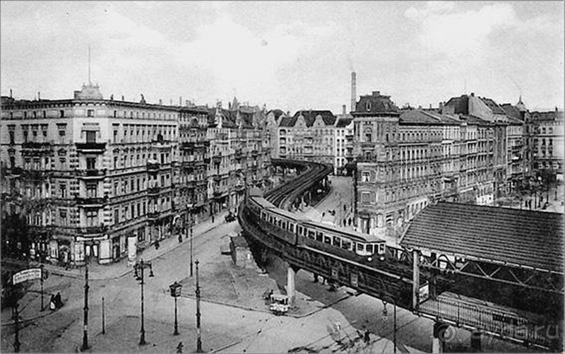 Альбом отзыва " Берлин, Германия. Метро и транспорт."