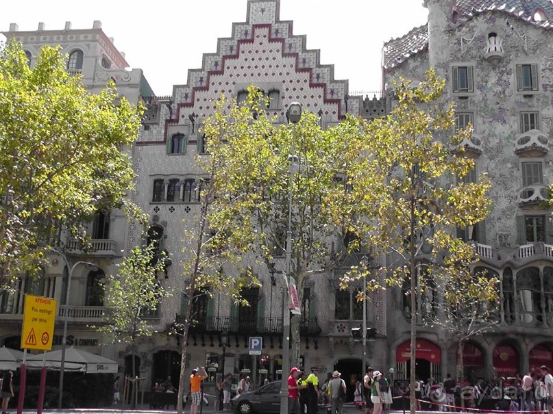 Барселона – сияющая красавица у моря!