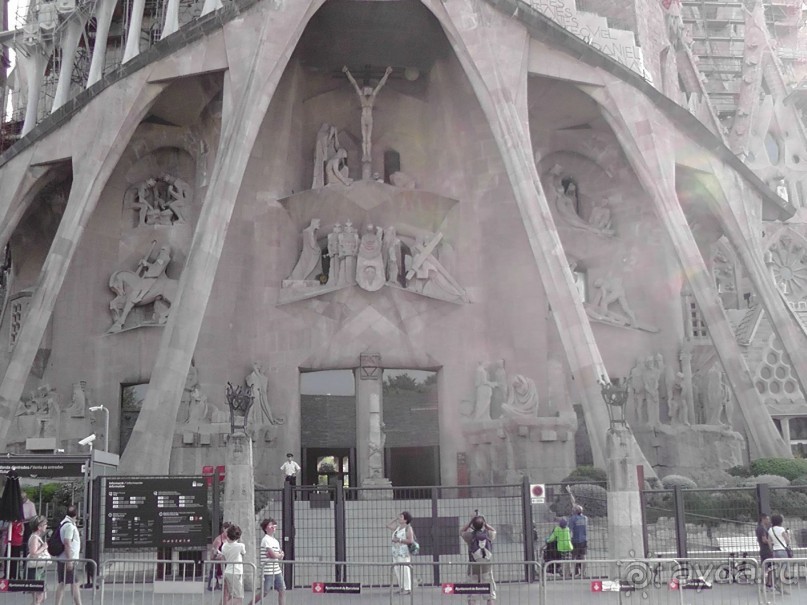 Барселона – сияющая красавица у моря!