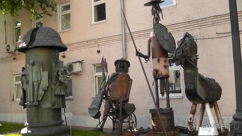 Москва-всё в этом слове! Часть II -Царицыно, Москва-сити, Новодевичий, Высоко-Петровский монастырь 