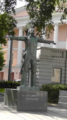 Москва-всё в этом слове! Часть II -Царицыно, Москва-сити, Новодевичий, Высоко-Петровский монастырь 