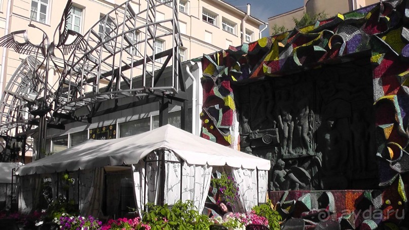 Москва-всё в этом слове! Часть II -Царицыно, Москва-сити, Новодевичий, Высоко-Петровский монастырь 