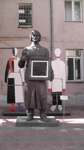 Москва-всё в этом слове! Часть II -Царицыно, Москва-сити, Новодевичий, Высоко-Петровский монастырь 