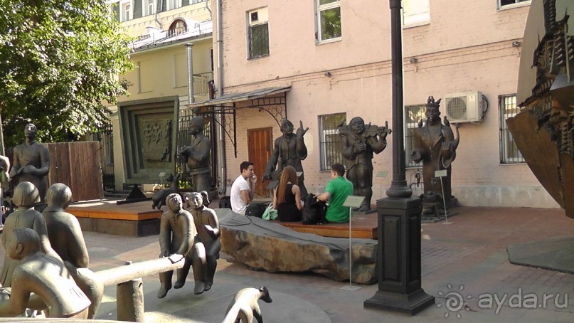 Москва-всё в этом слове! Часть II -Царицыно, Москва-сити, Новодевичий, Высоко-Петровский монастырь 