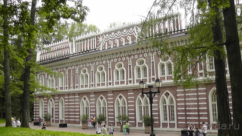 Москва-всё в этом слове! Часть II -Царицыно, Москва-сити, Новодевичий, Высоко-Петровский монастырь 