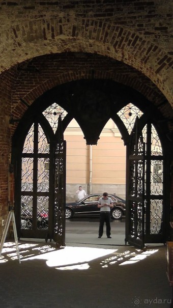 Москва-всё в этом слове! Часть II -Царицыно, Москва-сити, Новодевичий, Высоко-Петровский монастырь 