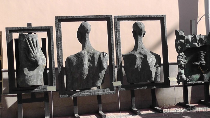 Москва-всё в этом слове! Часть II -Царицыно, Москва-сити, Новодевичий, Высоко-Петровский монастырь 