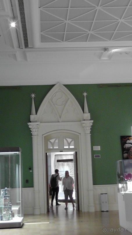 Москва-всё в этом слове! Часть II -Царицыно, Москва-сити, Новодевичий, Высоко-Петровский монастырь 