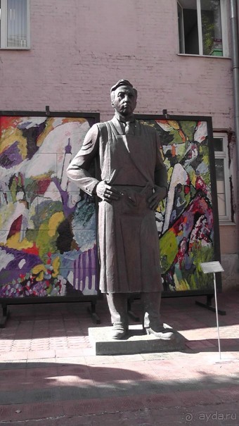 Москва-всё в этом слове! Часть II -Царицыно, Москва-сити, Новодевичий, Высоко-Петровский монастырь 