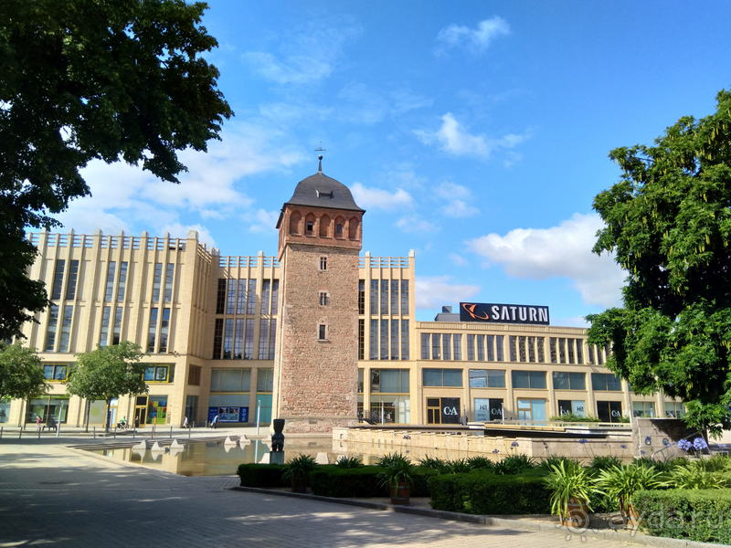 Саксония, Германия. Город Хэмниц, он же -«Саксонский Каменец», он же Карл-Маркс-Штадт.