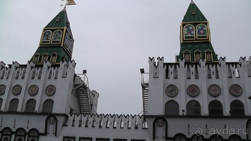 Москва - всё в этом слове! Измайлово, парк и Кремль.