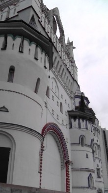 Москва - всё в этом слове! Измайлово, парк и Кремль.