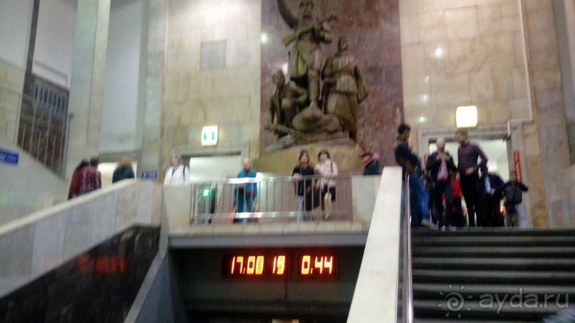 Москва - всё в этом слове! Измайлово, парк и Кремль.