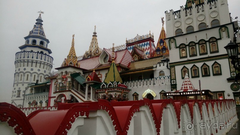 Москва - всё в этом слове! Измайлово, парк и Кремль.