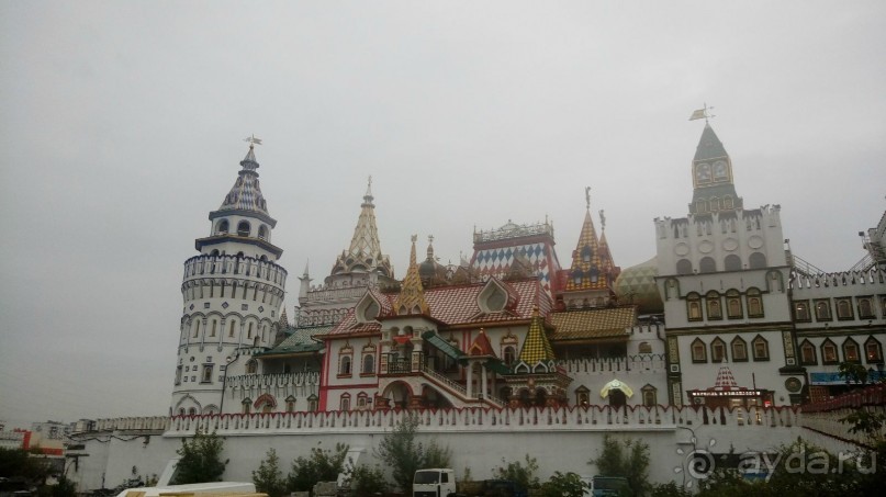 Москва - всё в этом слове! Измайлово, парк и Кремль.