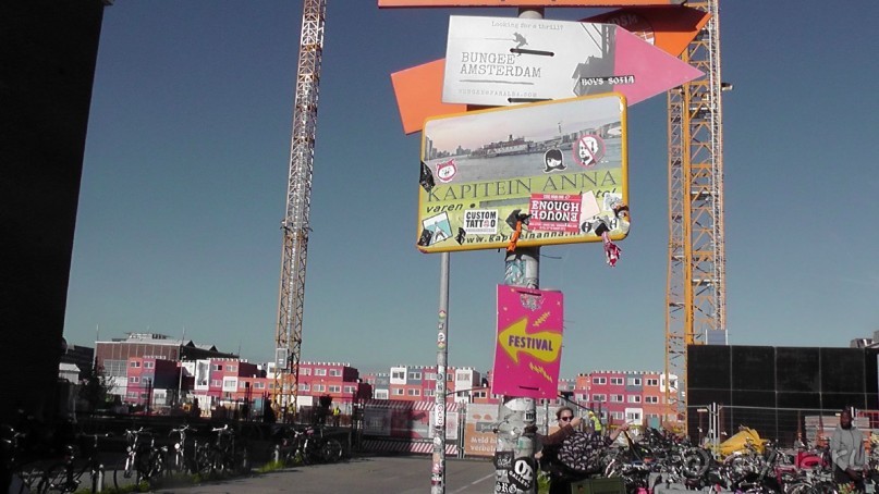 Альбом отзыва "Амстердам, Нидерланды. «Гулять, так гулять!». Утомленные каналами, день I."