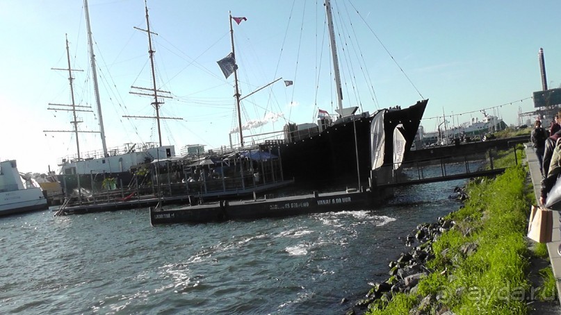 Альбом отзыва "Амстердам, Нидерланды. «Гулять, так гулять!». Утомленные каналами, день I."