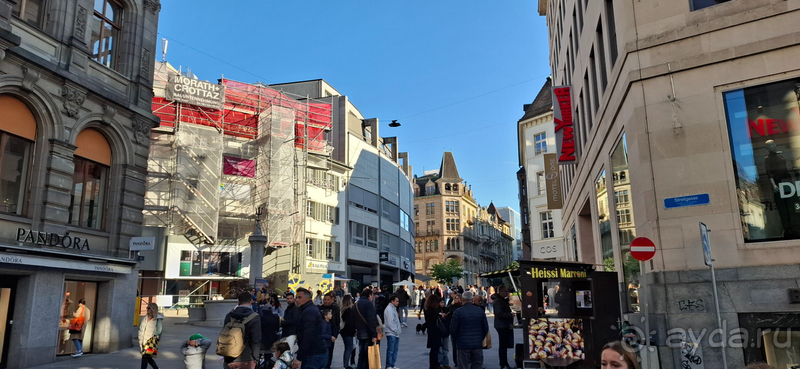 Альбом истории "Базель, Швейцария. «Не швейцарский» город, часть II."