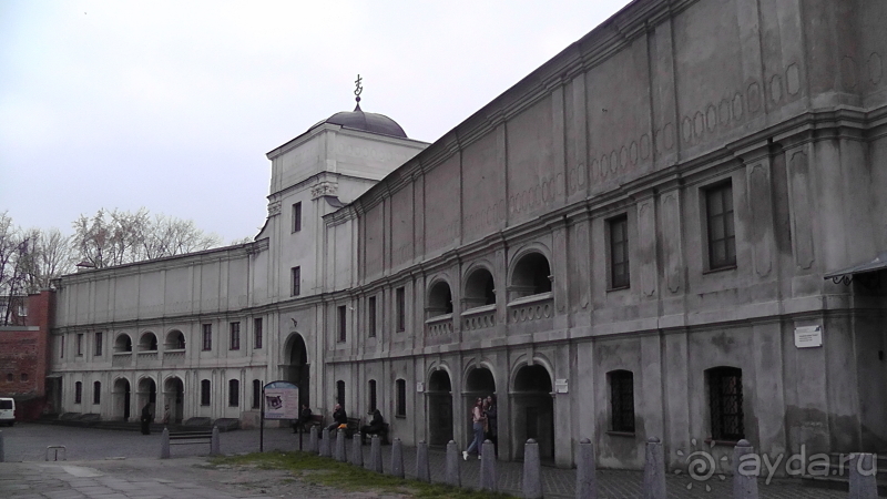 Бердичев, Житомирская область. Монастырь кармелитов. 