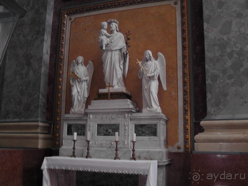 Эстергом. Это Венгрия!   Город венгерских королей и прилатов.