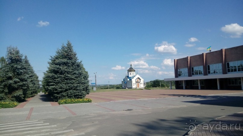 Корсунь-Шевченковский -  стародавний город над Росью.