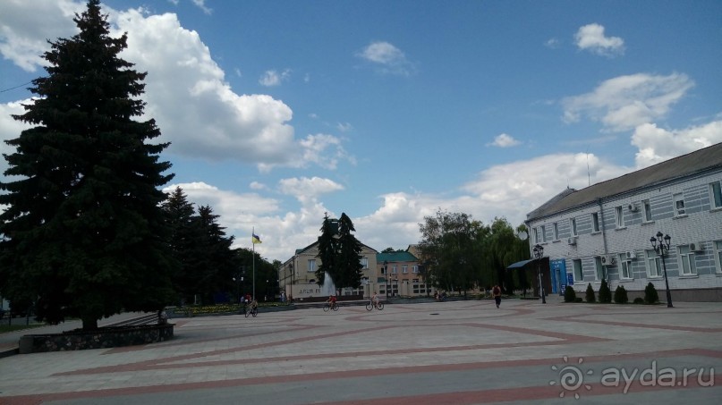 Корсунь-Шевченковский -  стародавний город над Росью.
