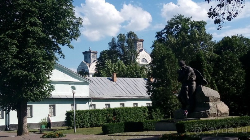 Корсунь-Шевченковский -  стародавний город над Росью.