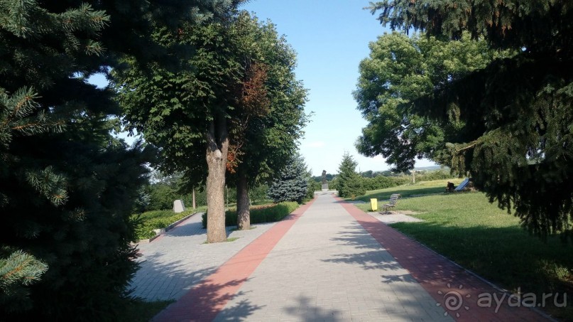 Корсунь-Шевченковский -  стародавний город над Росью.