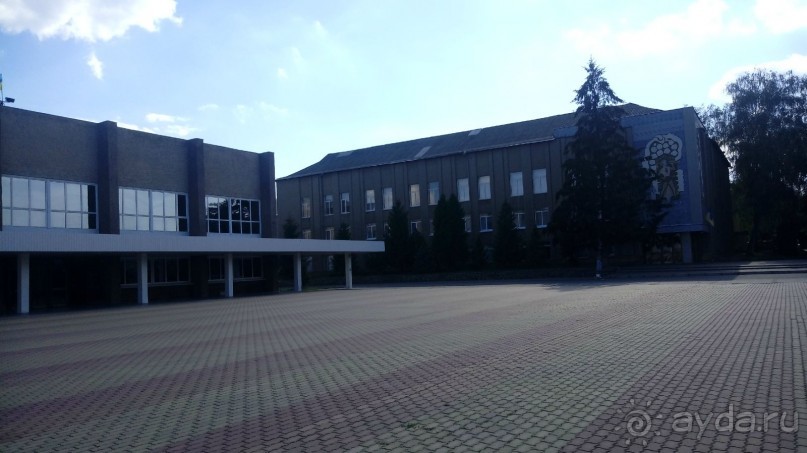 Корсунь-Шевченковский -  стародавний город над Росью.