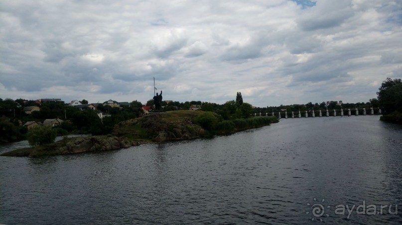 Корсунь-Шевченковский -  стародавний город над Росью.