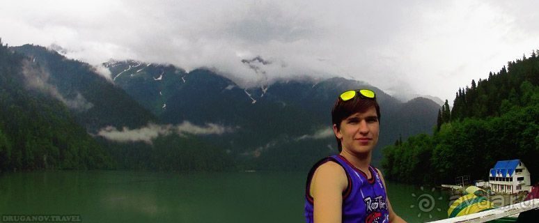 Гуляя по Абхазии. Озеро Рица