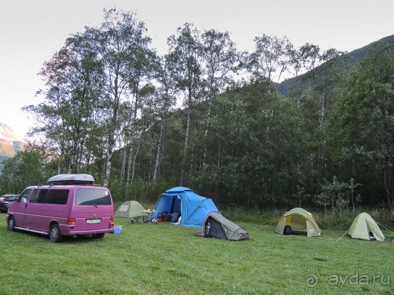 Окрестности Рьюкана : первый кемпинг в Норвегии