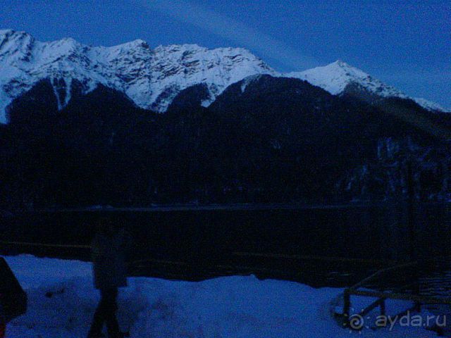 Путешествие по Абхазии на автомобиле в разное время года.