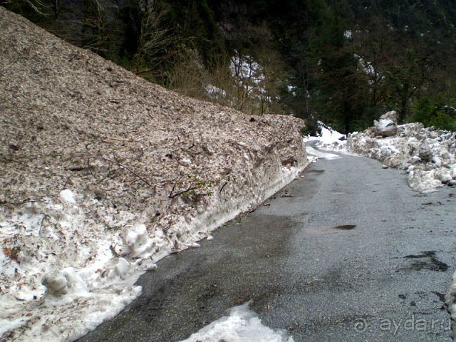 Путешествие по Абхазии на автомобиле в разное время года.