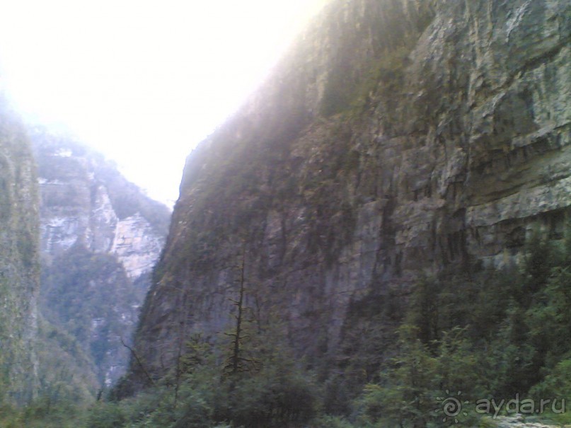 Путешествие по Абхазии на автомобиле в разное время года.