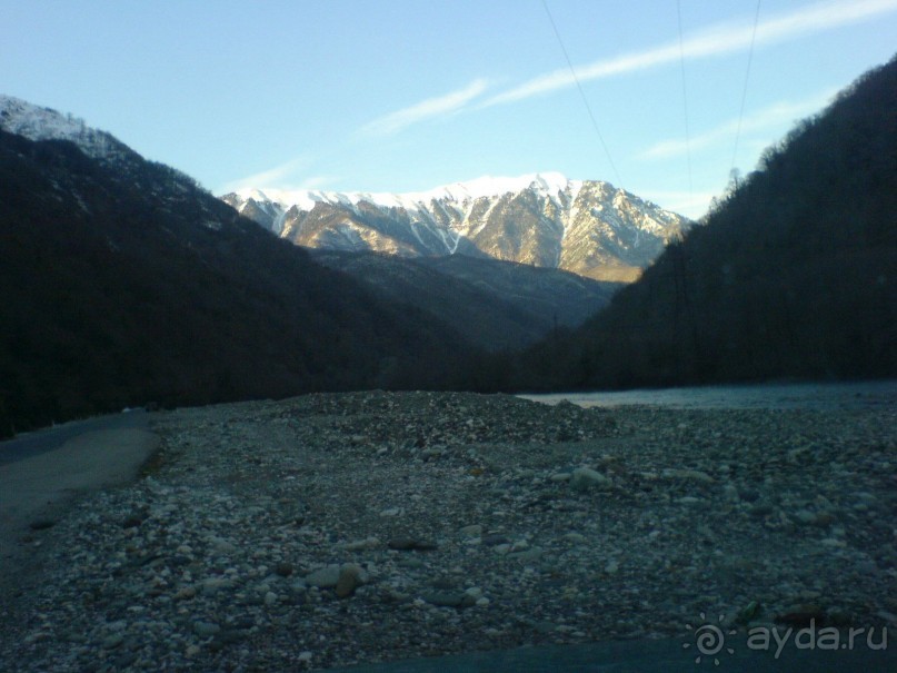 Путешествие по Абхазии на автомобиле в разное время года.