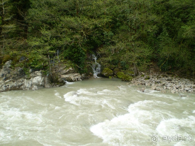 Путешествие по Абхазии на автомобиле в разное время года.